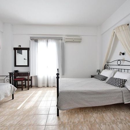 Anessis Aparthotel Fira  Exteriör bild
